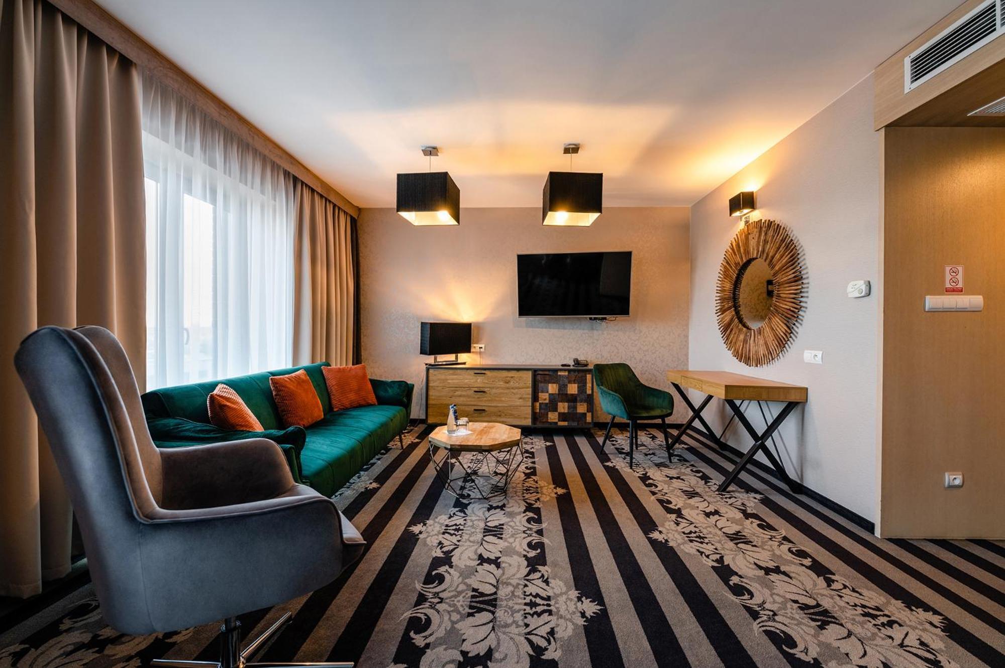 Hotel Alhar Lubliniec Luaran gambar