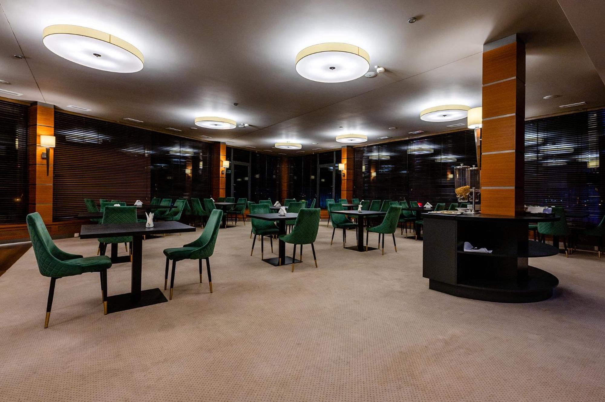 Hotel Alhar Lubliniec Luaran gambar