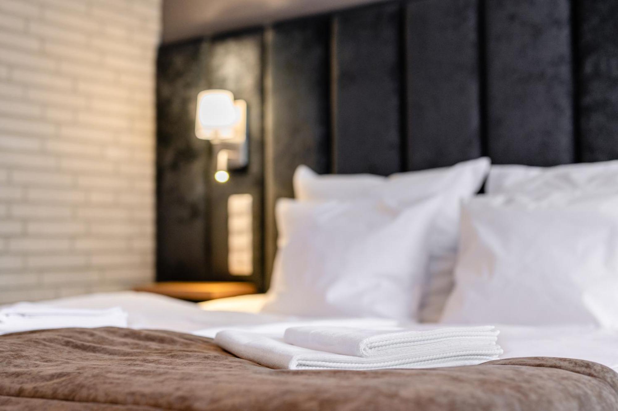 Hotel Alhar Lubliniec Luaran gambar