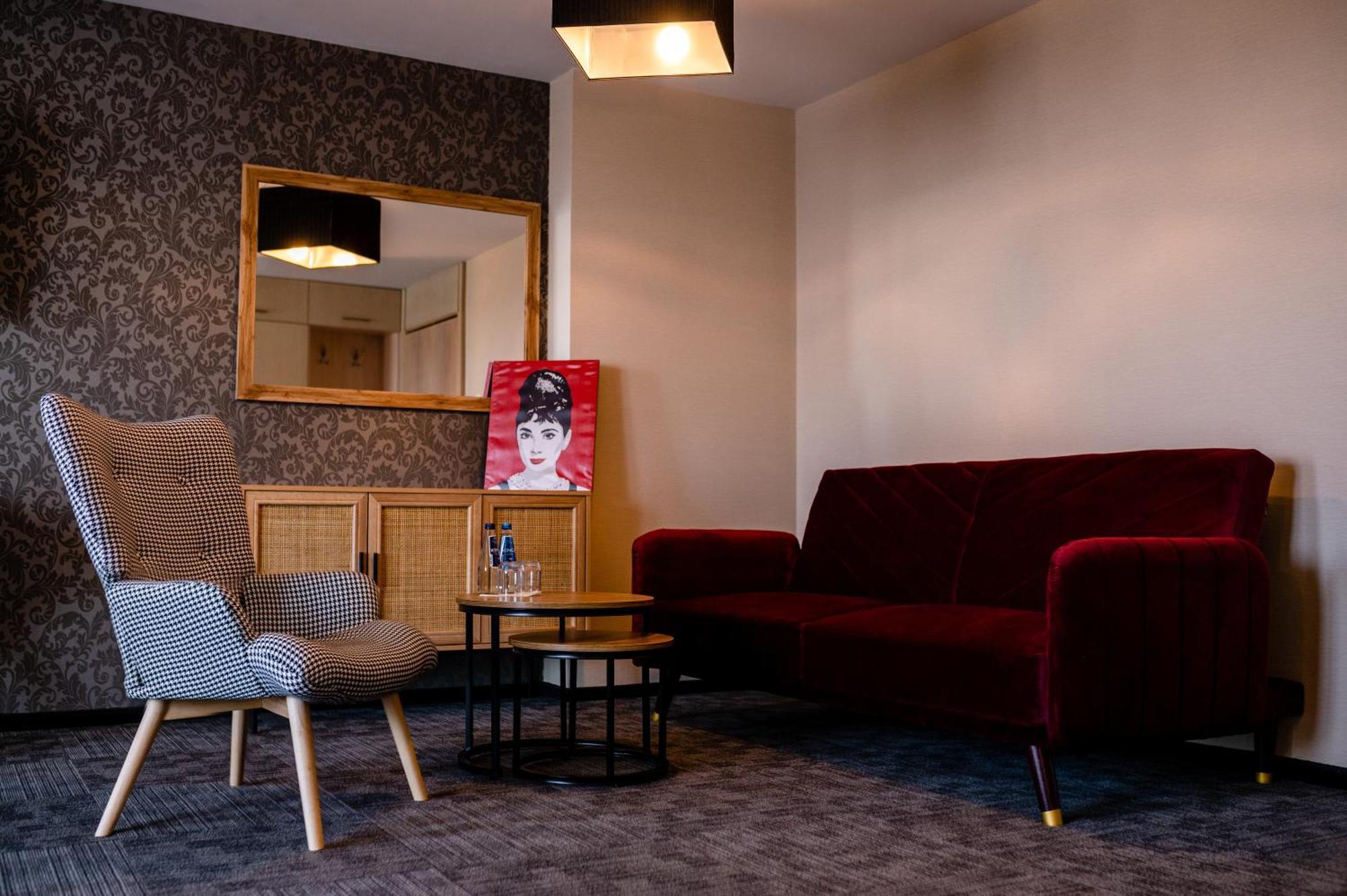 Hotel Alhar Lubliniec Luaran gambar